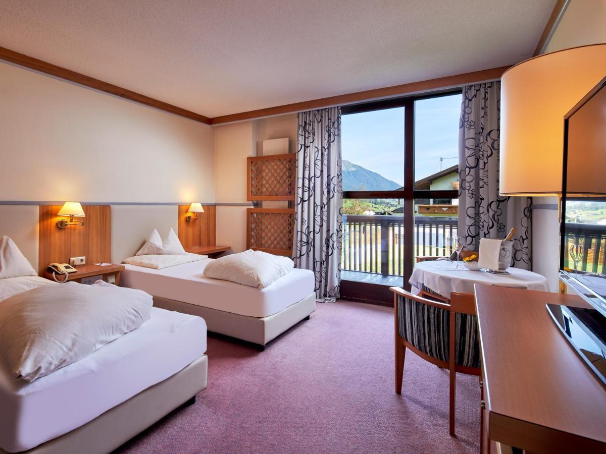 Happy Stubai Hotel Neustift im Stubaital Exterior photo